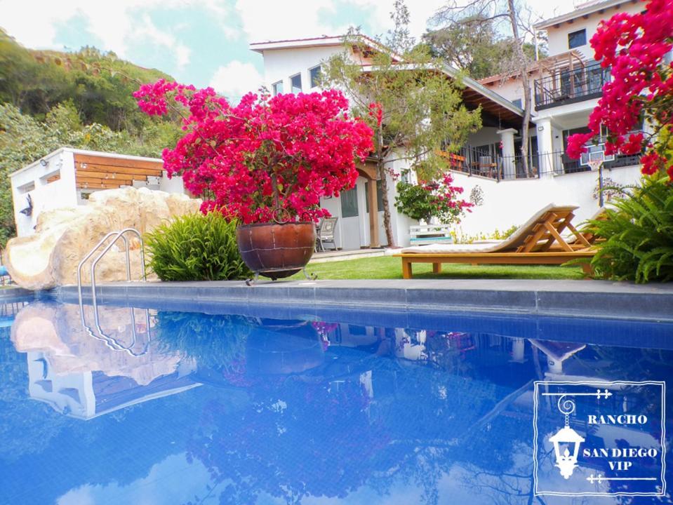 Rancho San Diego, Villa Llena De Vida Vip Ixtapan de la Sal Exterior photo